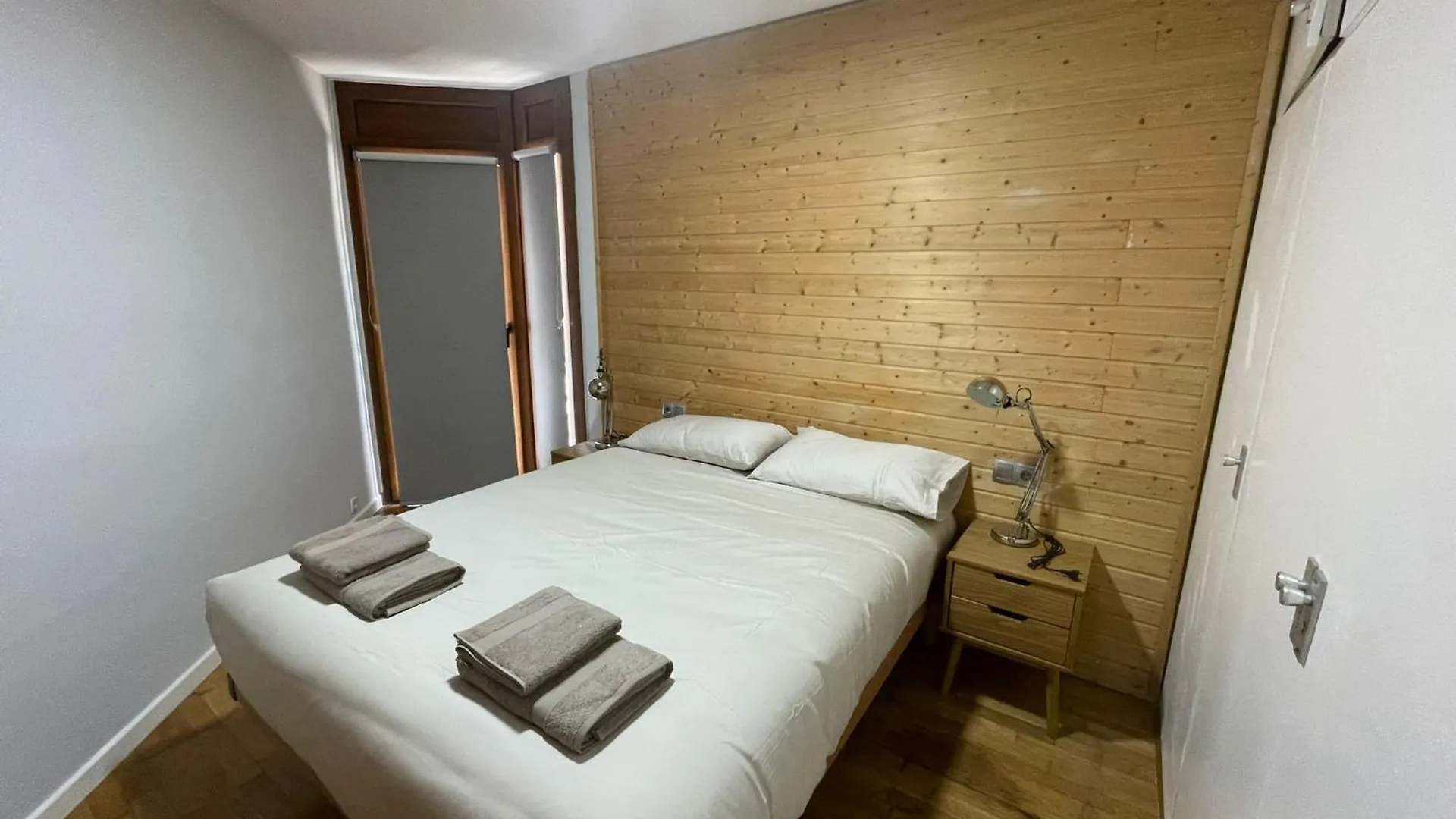 Tuca Apartamento 2 Dormitorio Baqueira, Totalmente Equipado Betrén Lägenhet